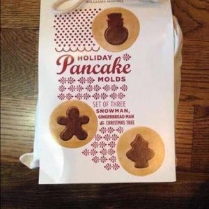 Williams Sonoma set of three holiday pancake molds